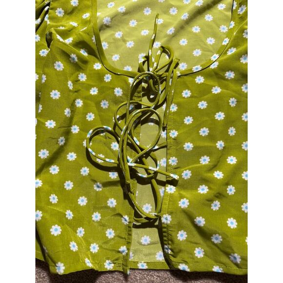 LEVIS Shirt‎ Womens XS Green Embry Tie Peasant Top Blouse Flowers - Picture 3 of 4